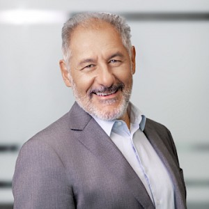 Dr. Mario Castelli